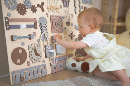 Busy Board Giant "Unlimited" – Das Premium Motorikzentrum (90 x 60 cm)