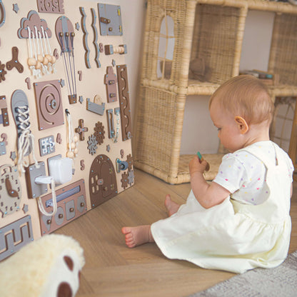 Busy Board Giant "Unlimited" – Das Premium Motorikzentrum (90 x 60 cm)